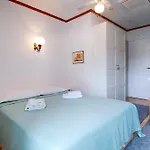 بيت ضيافة Mira Sea Front Komiža