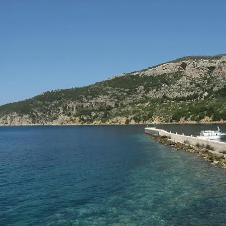 Mira Sea Front Guest house