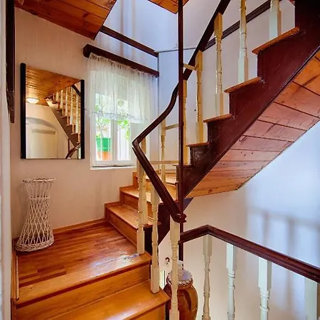 Guest house Mira Sea Front Komiza